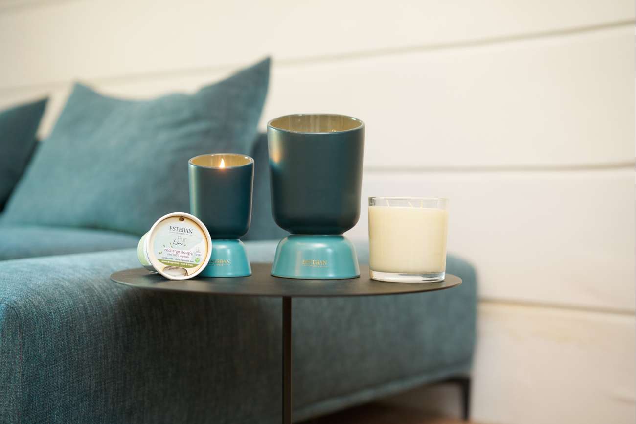 Scented candle - Figue Noire - Iconic Color - refillable - 700g
